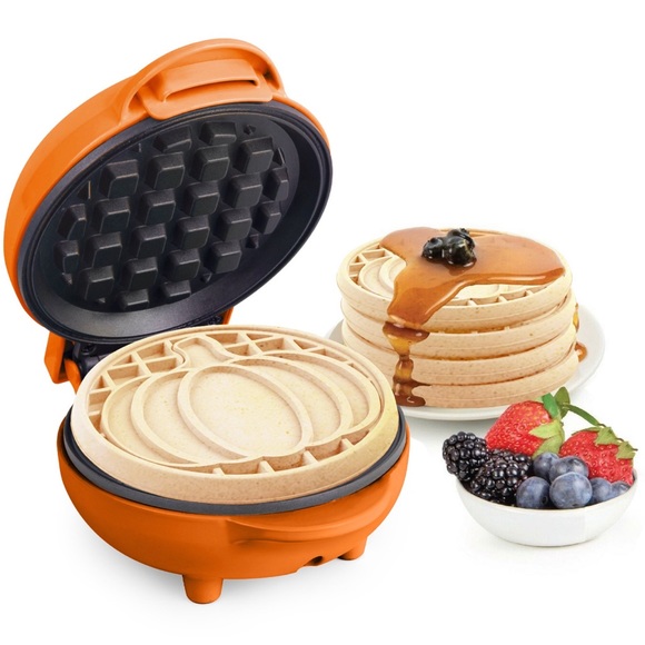 🆕 Nostalgia Mymini Personal Electric Pumpkin Waffle Maker - Picture 1 of 4